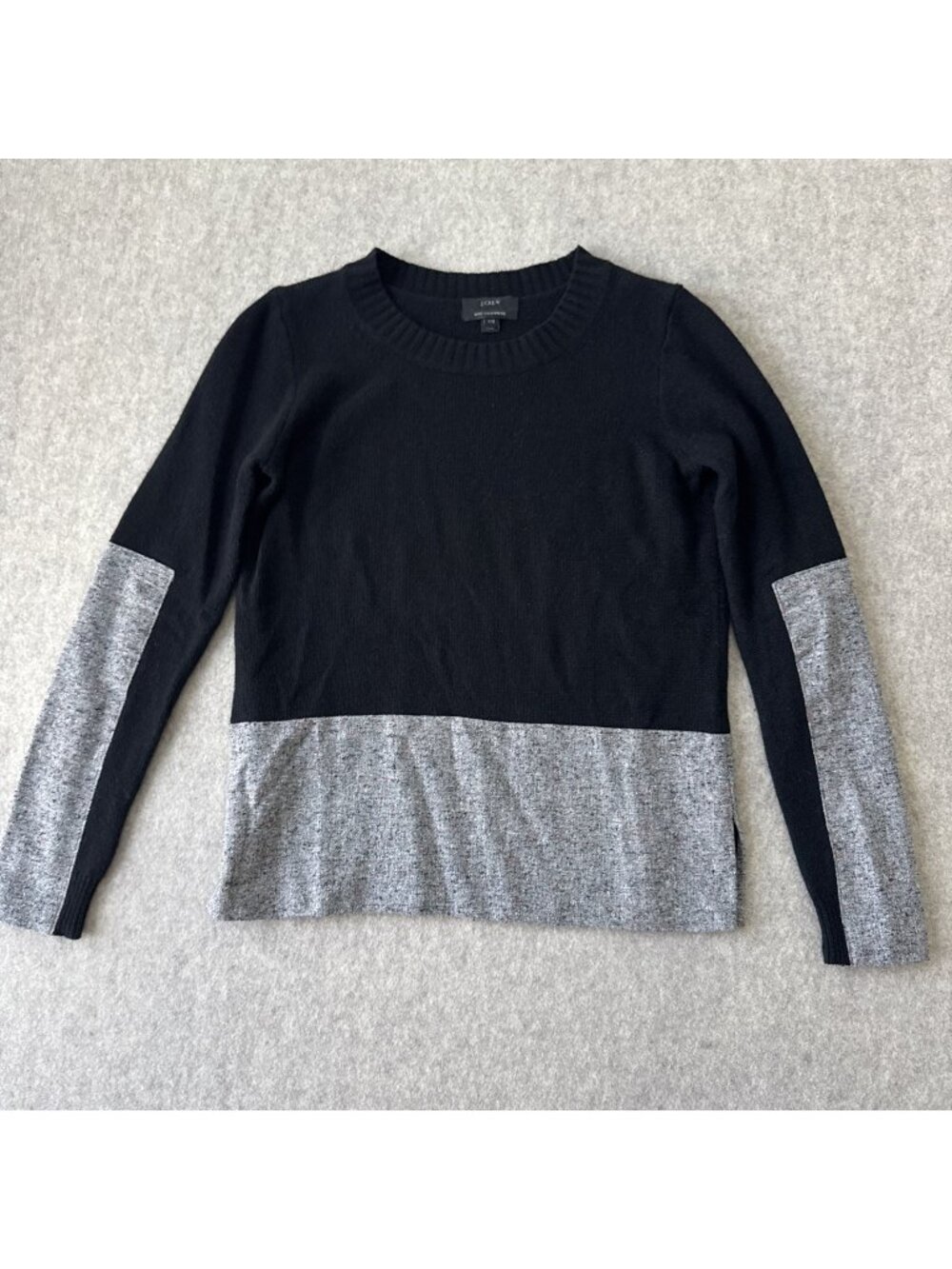 JCrew Colorblock Crewneck Sweater Womens XXS Black Gray Cashmere Silk Wool